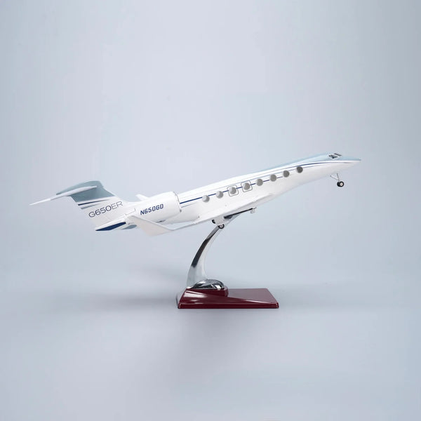 Gulfstream G650ER – Scale 1:50 –  17.7 in - 45 cm – Resin – Premium Display Stand - Secondary