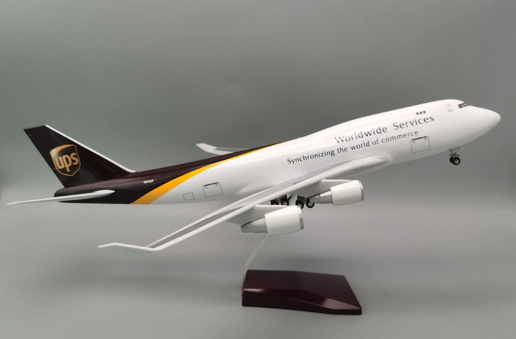 B747-400 UPS Express Cargo - Scale 1:157 - 47cm - 18.5in - NO LED - Airplane Model