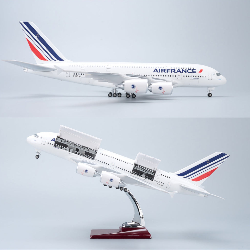 Air France Airbus A380 1:160 – 45.5 cm / 17.9 in – Opening Cabin Interior