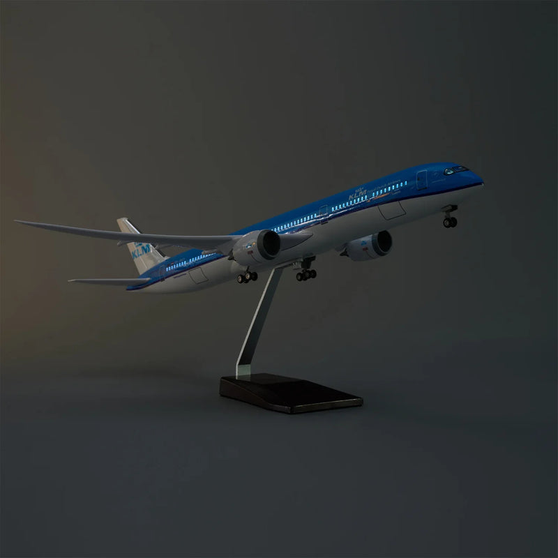 KLM Royal Dutch Airlines Boeing 787-10 1:145 – 47 cm / 18.5 in – LED Lights - Image 4