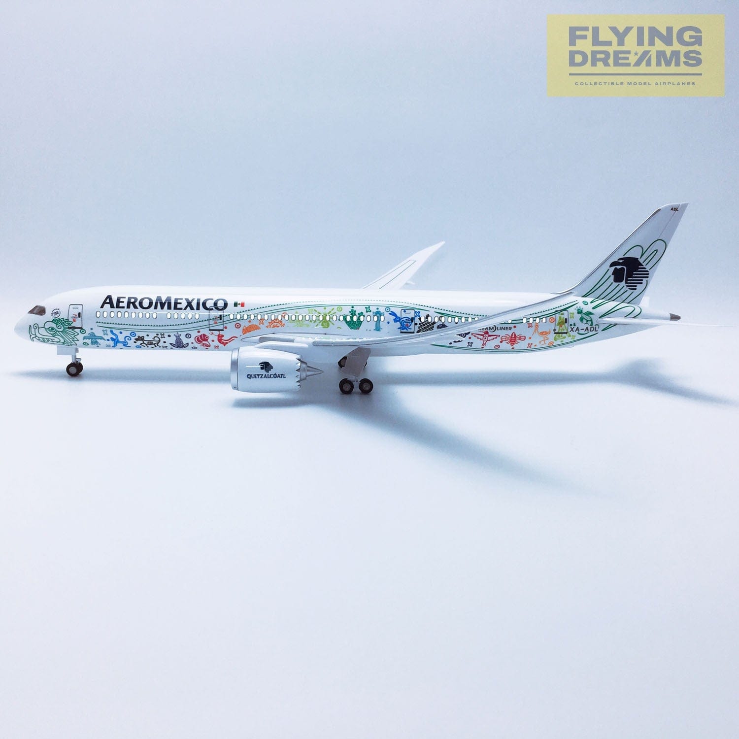 B787-9 Aeromexico Quetzalcoatl - Scale 1/130 - 43cm - 16.9 in