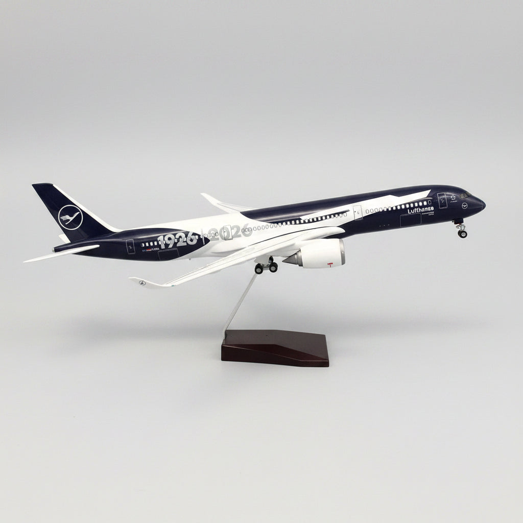 Lufthansa Airbus A350-900 "Centennial 1926–2026" – 47 cm / 18.5 in – Voice-Activated LED Display Model