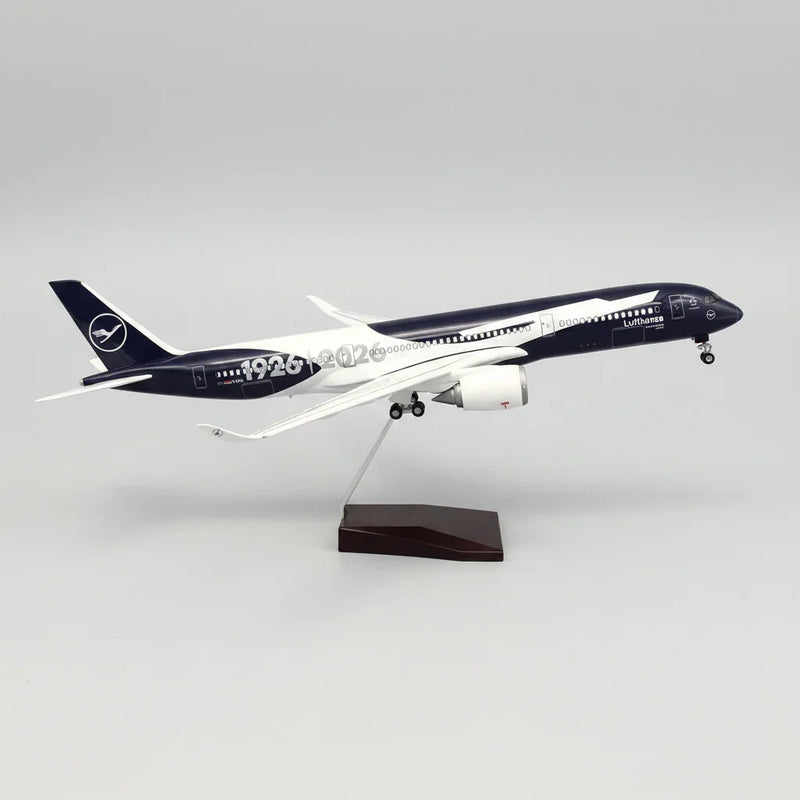 Lufthansa Airbus A350-900 "Centennial 1926–2026" – 47 cm / 18.5 in – Voice-Activated LED Display Model - Image 1