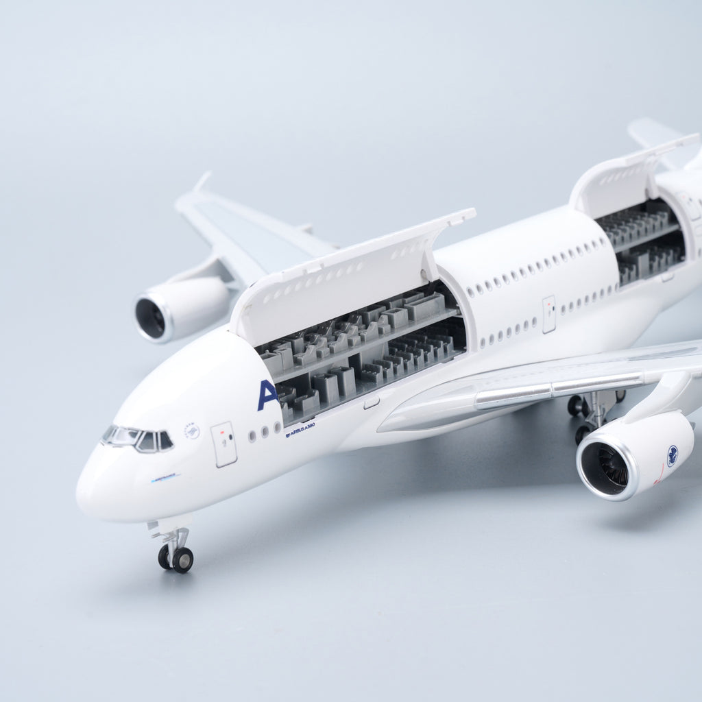 Air France Airbus A380 1:160 – 45.5 cm / 17.9 in – Opening Cabin Interior