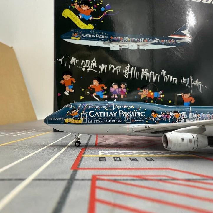 Cathay Pacific Boeing 747-400 Millennium/Asias World City  Scale 1:400  YY Wings  Alloy Airliner Model