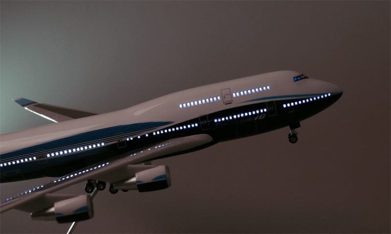 B747-400 Prototype - Scale 1/150 - 47cm - 18.5 in - Airplane Model