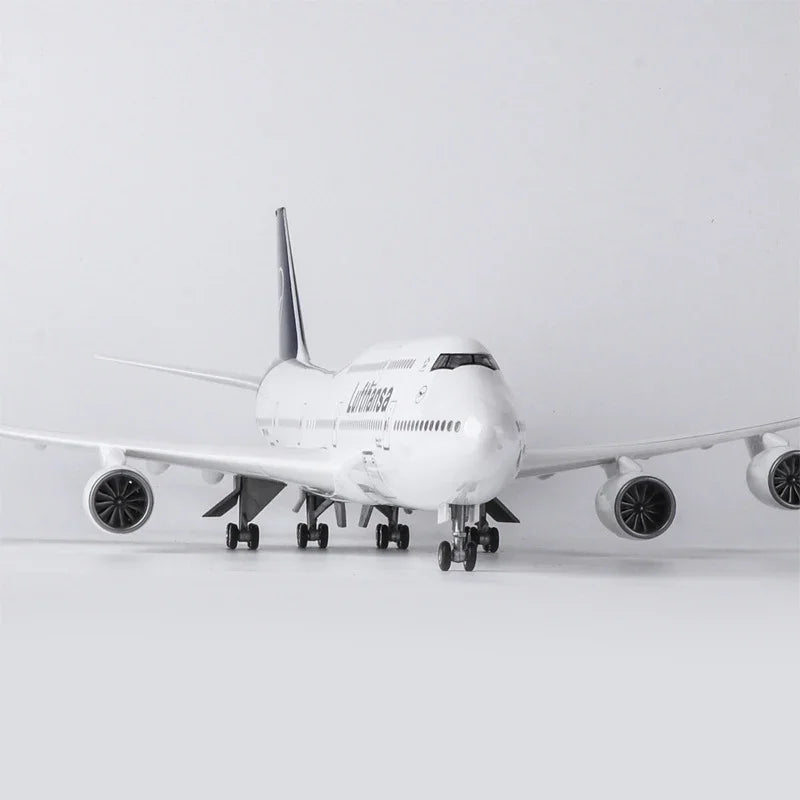 B747 Lufthansa New Painting - Scale 1/150 - 47cm - 18.5 in - Gallery 8