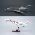 Gulfstream G650ER Jet Model – 1:50 Scale (45cm / 17.7in) – LED Architectural Cutaway - Thumbnail 5