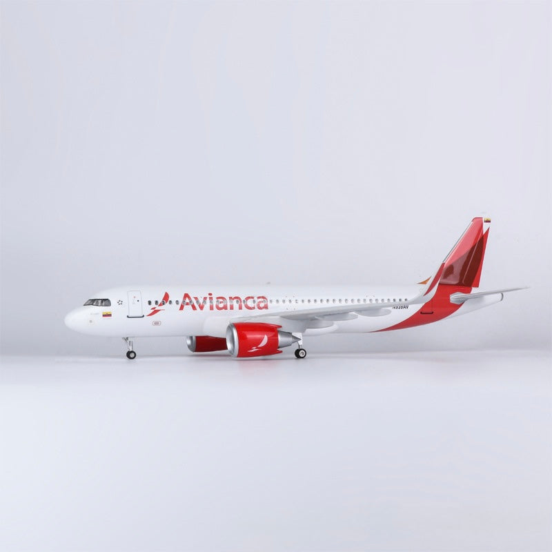 A320 Neo Avianca - Scale 1/80 - 47cm - 18,5 in - Airplane Model