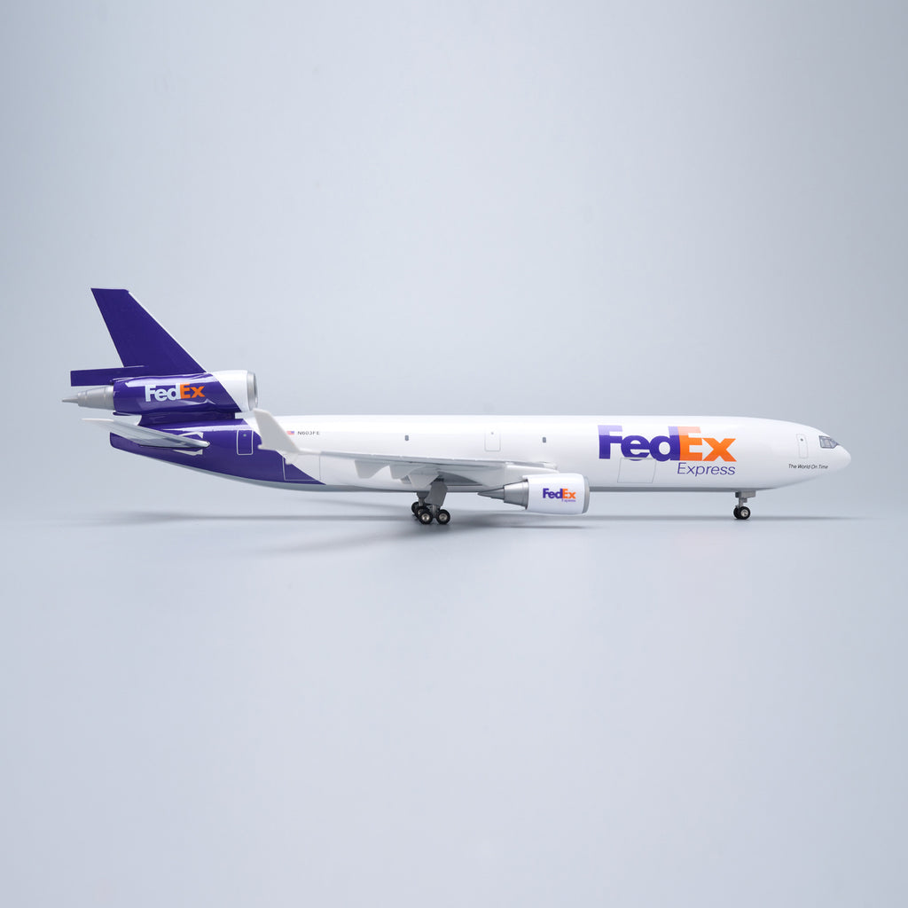 FEDEX MD-11 McDonnell Douglas – Scale 1:130 – 47 cm/18.5 in – ABS Resin