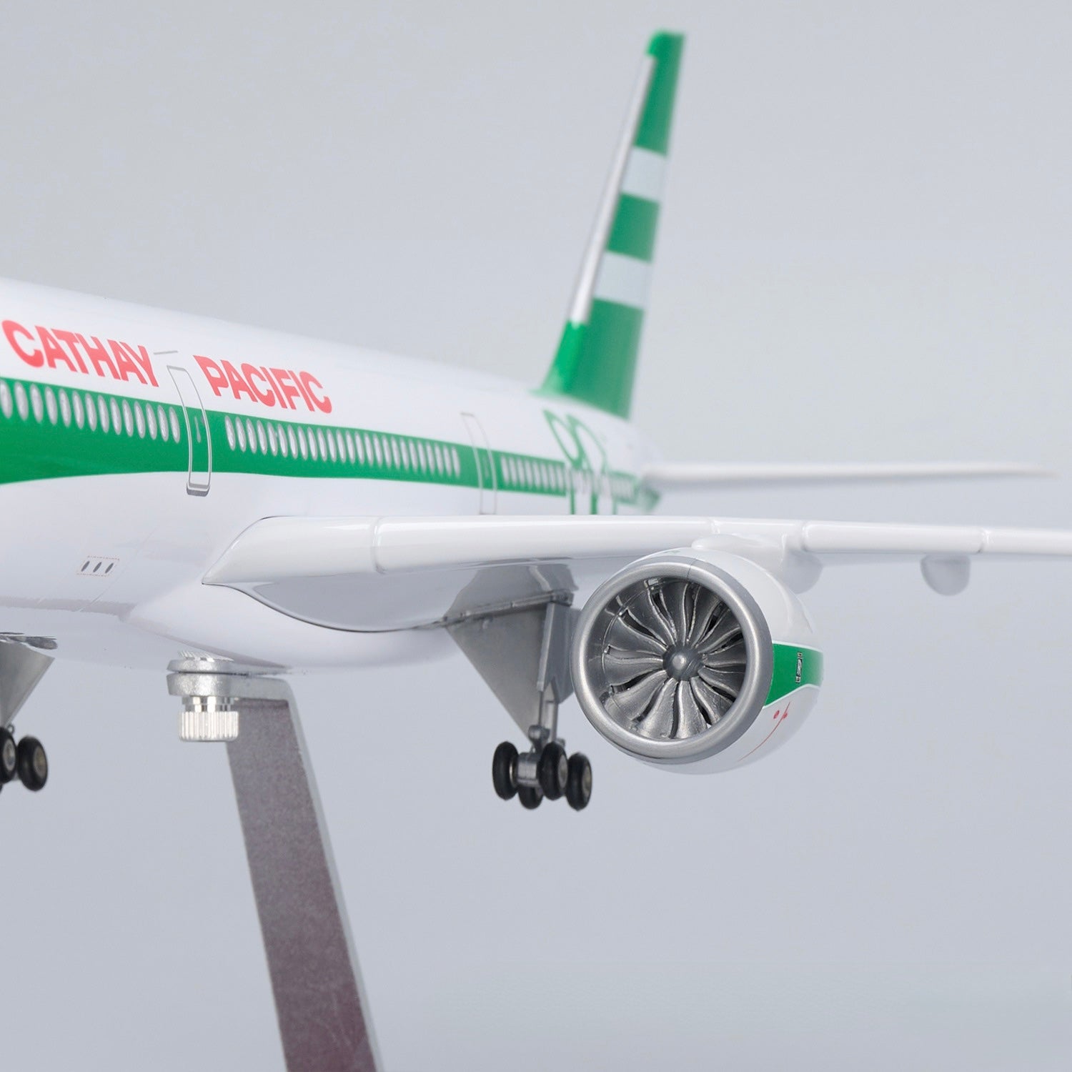 A350 Cathay Pacific 1:142 – 47 CM / 18.5 IN – 80 YEARS COMMEMORATIVE