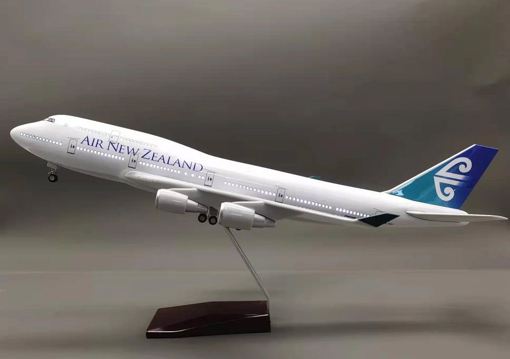 B747 Air New Zealand - Escala 1/150 - 47cm - 18,5in - Modelo de avión