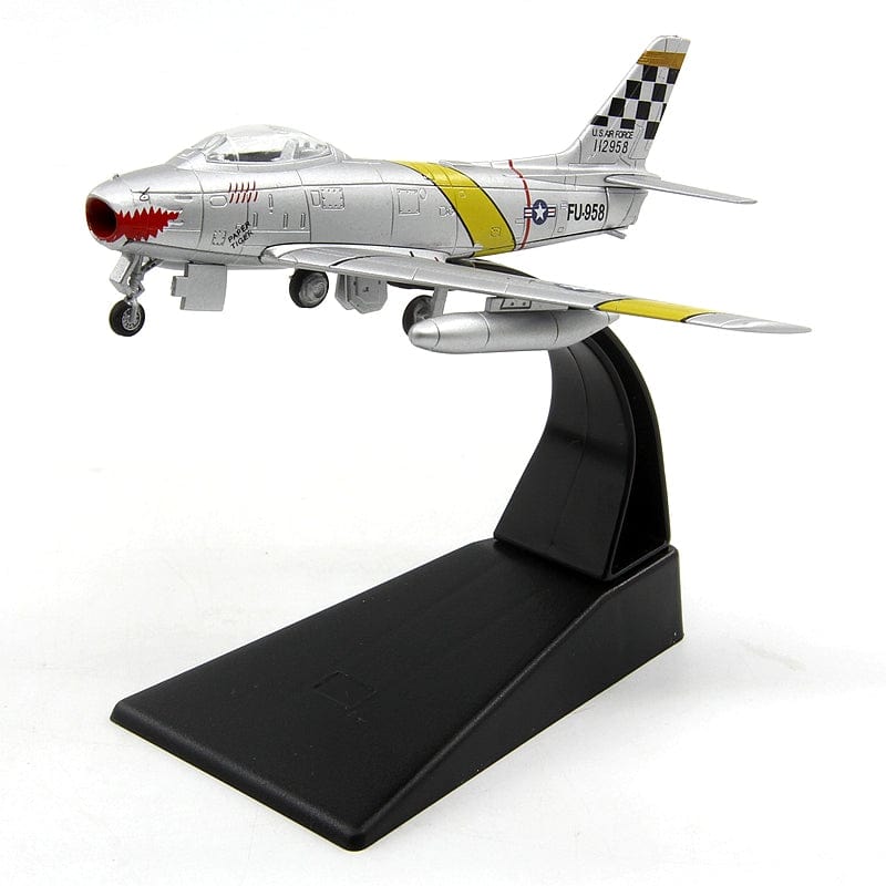 FU-958 U.S. Air Force F-86F Sabre Fighter - Scale 1/100