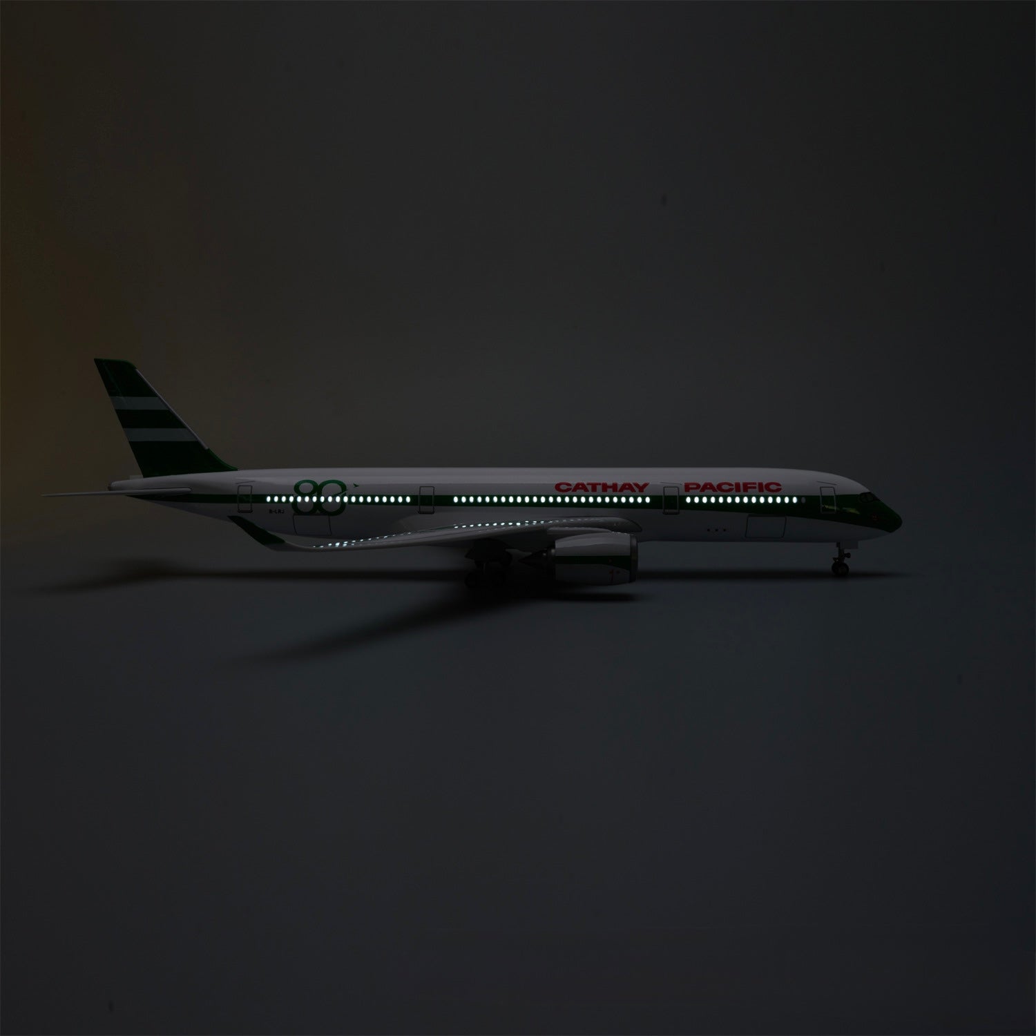 A350 Cathay Pacific 1:142 – 47 CM / 18.5 IN – 80 YEARS COMMEMORATIVE