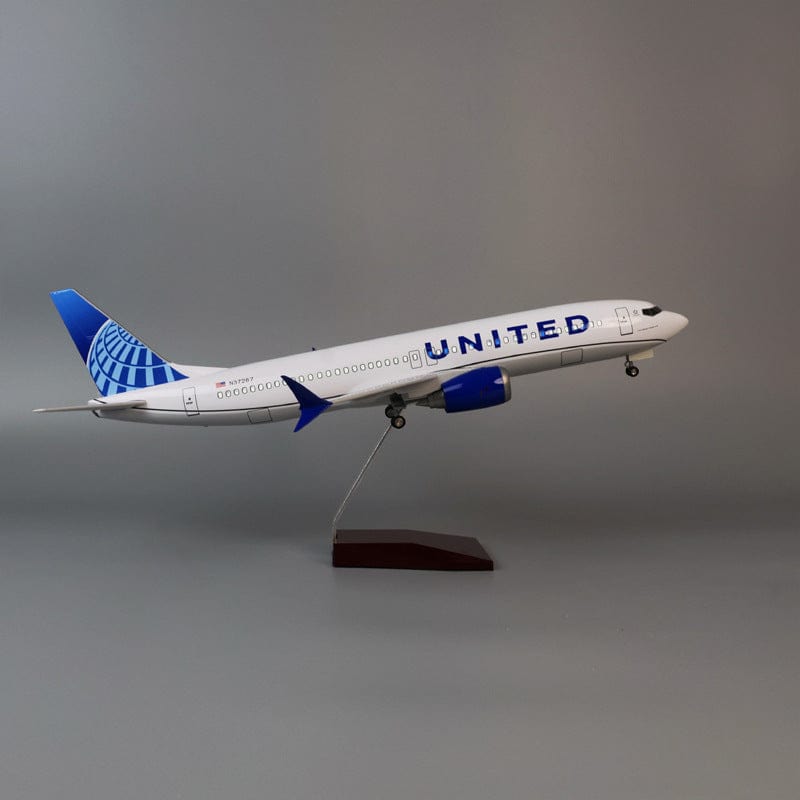 B737 Max United Airlines - Escala 1/80 - 47cm - 18,5 pulgadas