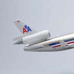 MD-11 American Airlines 1:130 – 47 cm / 18.5 in – ABS Resin – Optional LED Lights - Thumbnail 4