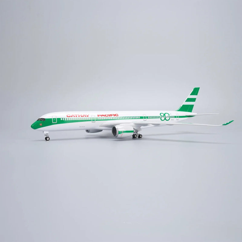 A350 Cathay Pacific 1:142 – 47 CM / 18,5 PULGADAS – 80 AÑOS CONMEMORATIVO  - Image 3