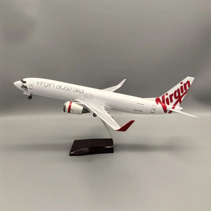 Boeing 737 Virgin Australia – Scale 1:80 (47 cm / 18.5 in) - Image 1