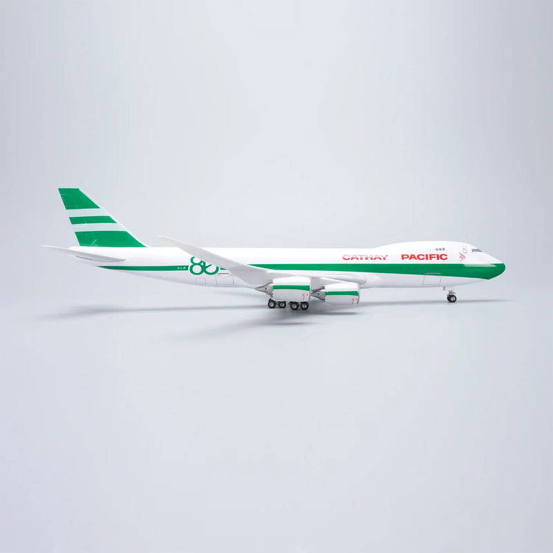 Cathay Cargo 80º Aniversario Boeing 747-8F 1:160 – 47 cm / 18.5 in – Edición Limitada - Image 3