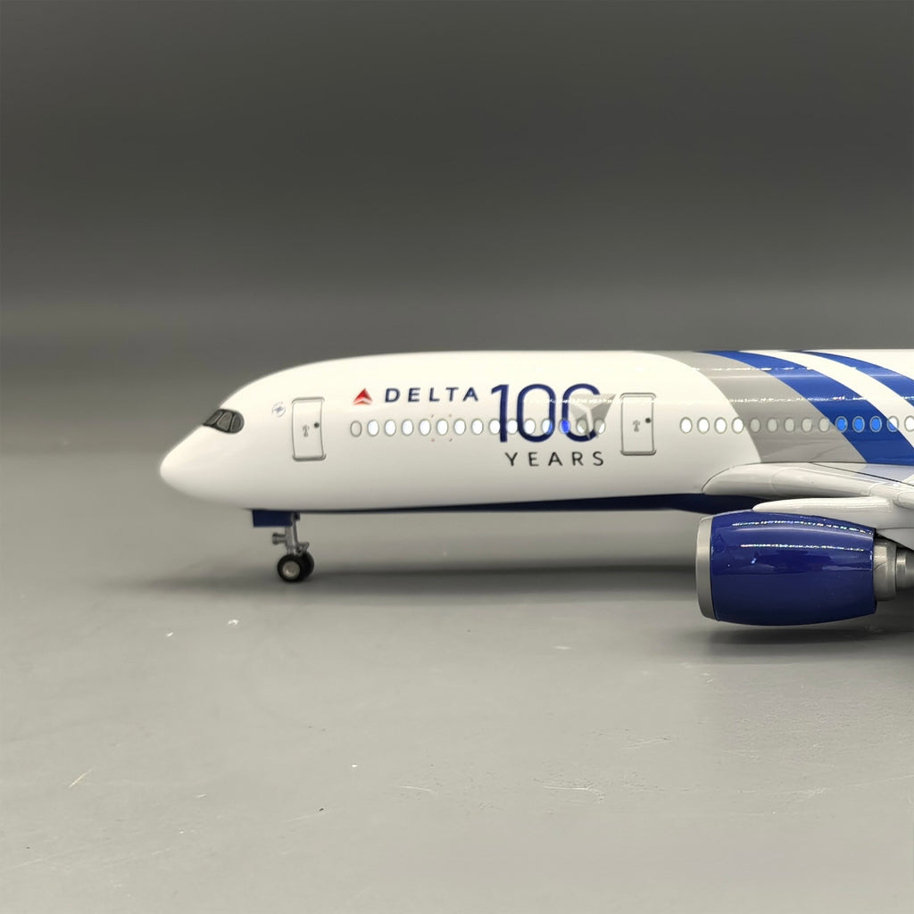Delta Airlines 100 YEARS Commemorative Model A350 Delta Airlines - Scale 1/142 - 47CM - 18,5 in
