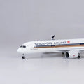 طائرة A350 سنغافورة - مقياس 1/142 - الطول: 47 سم