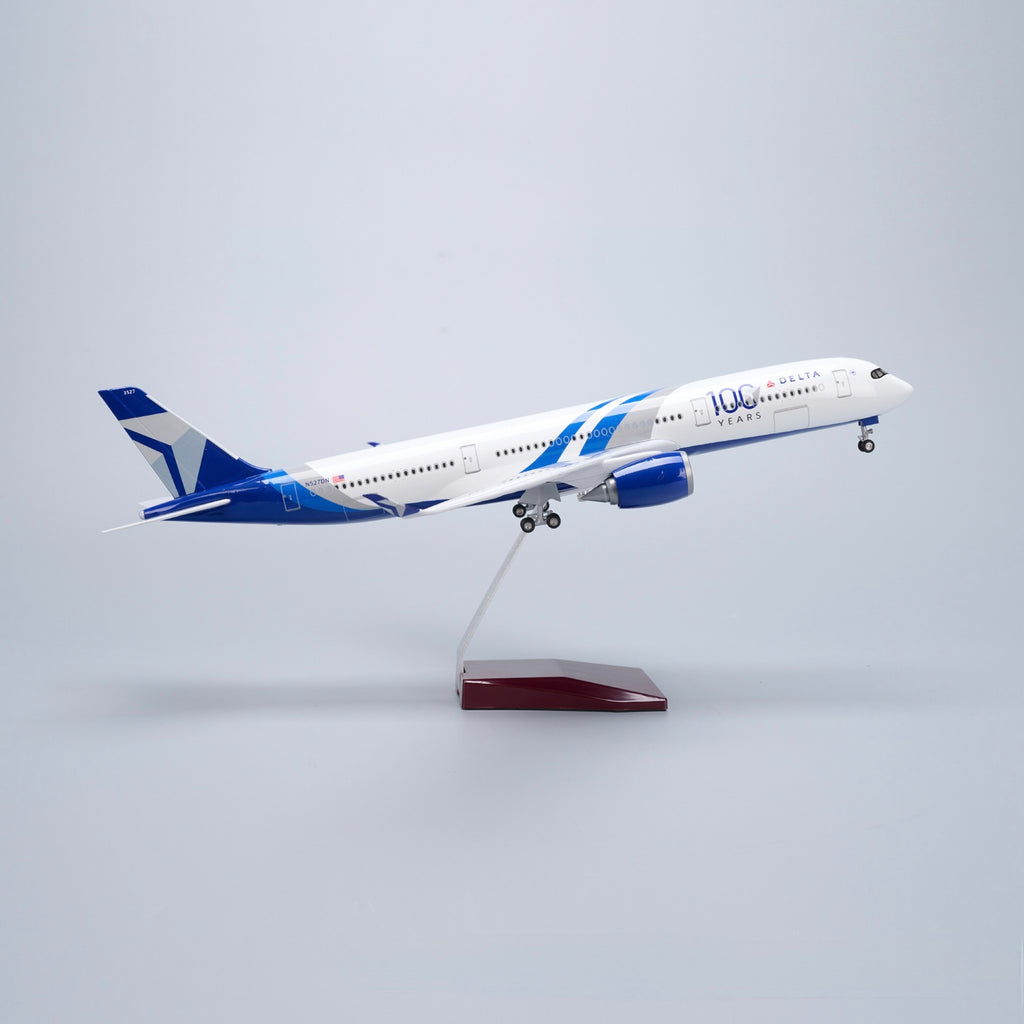 Delta Airlines 100 YEARS Commemorative Model A350 Delta Airlines - Scale 1/142 - 47CM - 18,5 in