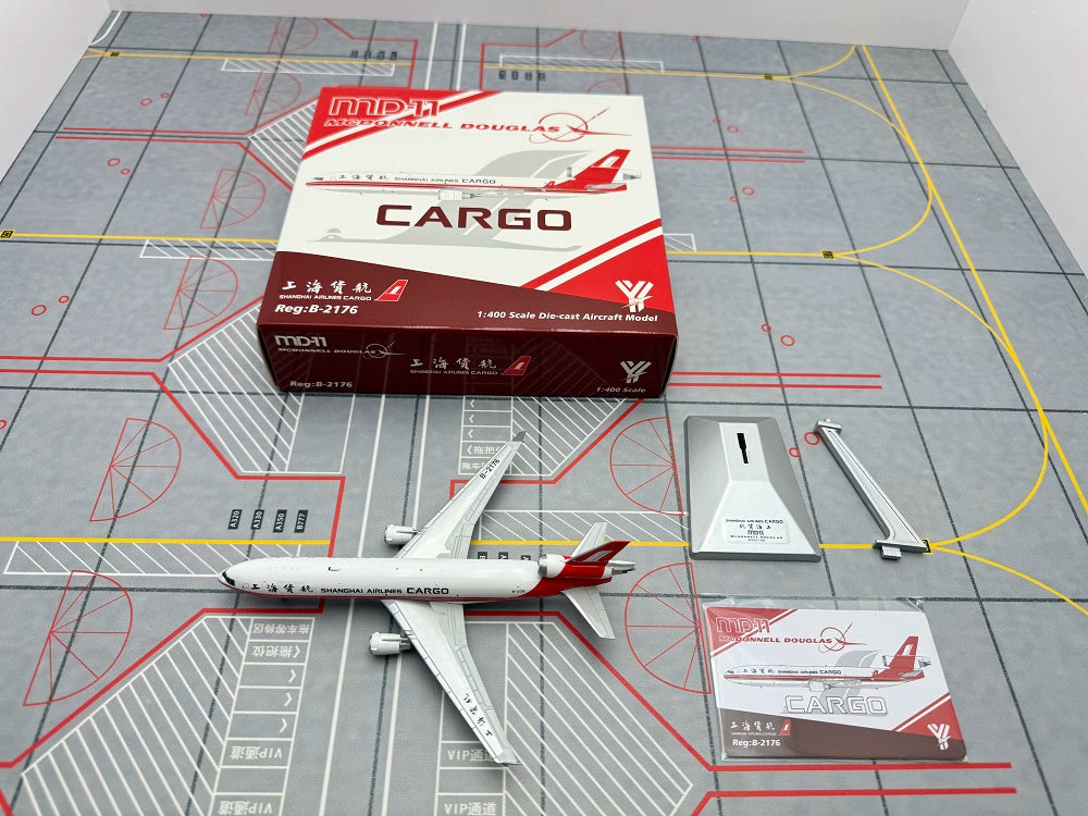 Shanghai Airlines McDonnell Douglas MD-11 (Open Cargo Door Version) B-2176/B-2177/B-2178/B-2179  Scale 1:400  YY Wings  15.31 cm