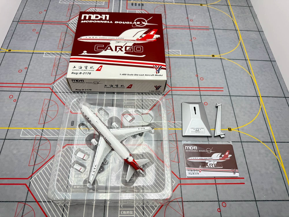 Shanghai Airlines McDonnell Douglas MD-11 (Open Cargo Door Version) B-2176/B-2177/B-2178/B-2179  Scale 1:400  YY Wings  15.31 cm