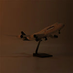 B747 Lufthansa New Painting - Scale 1/150 - 47cm - 18.5 in - Thumbnail 9