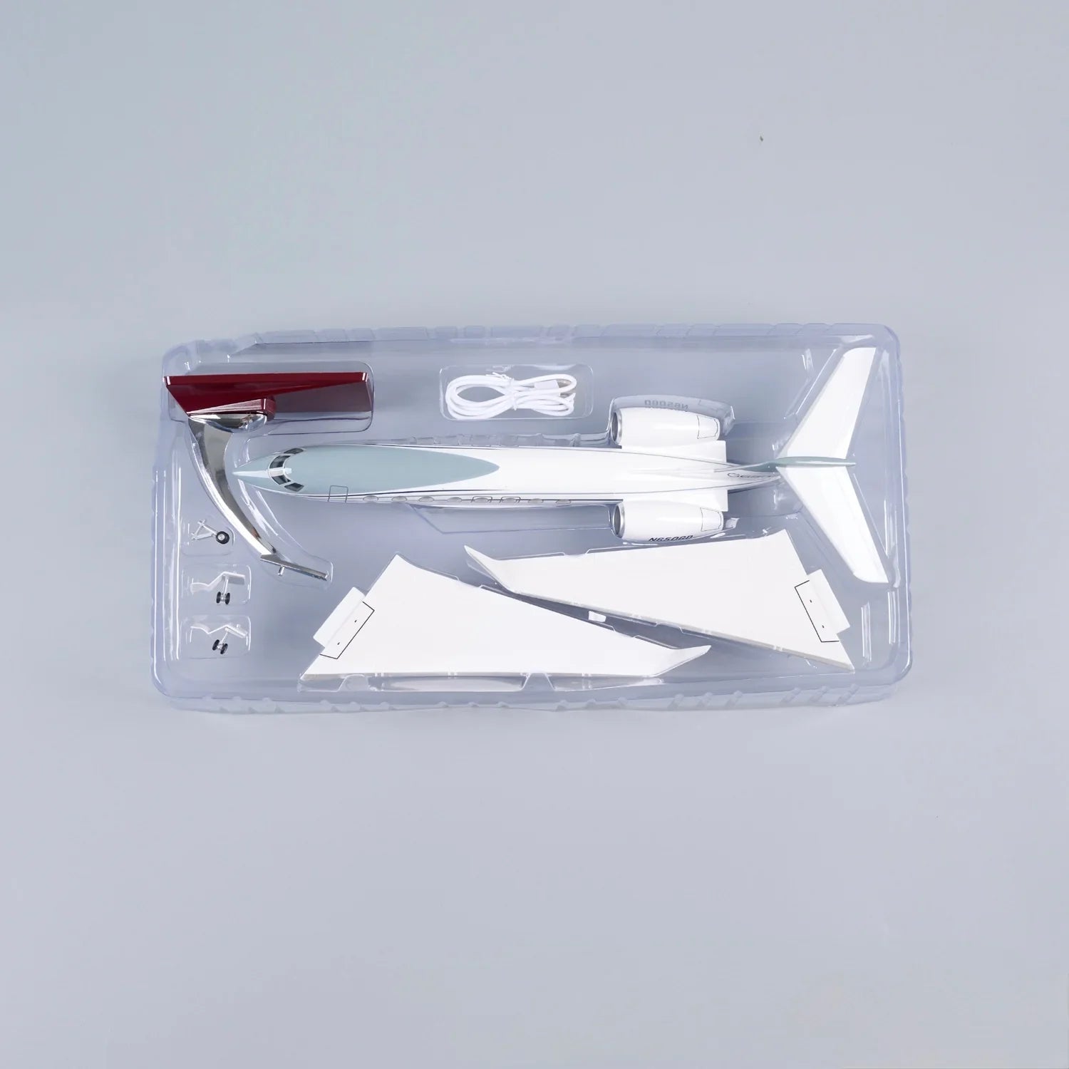 Gulfstream G650ER – Scale 1:50 –  17.7 in - 45 cm – Resin – Premium Display Stand - Gallery 12