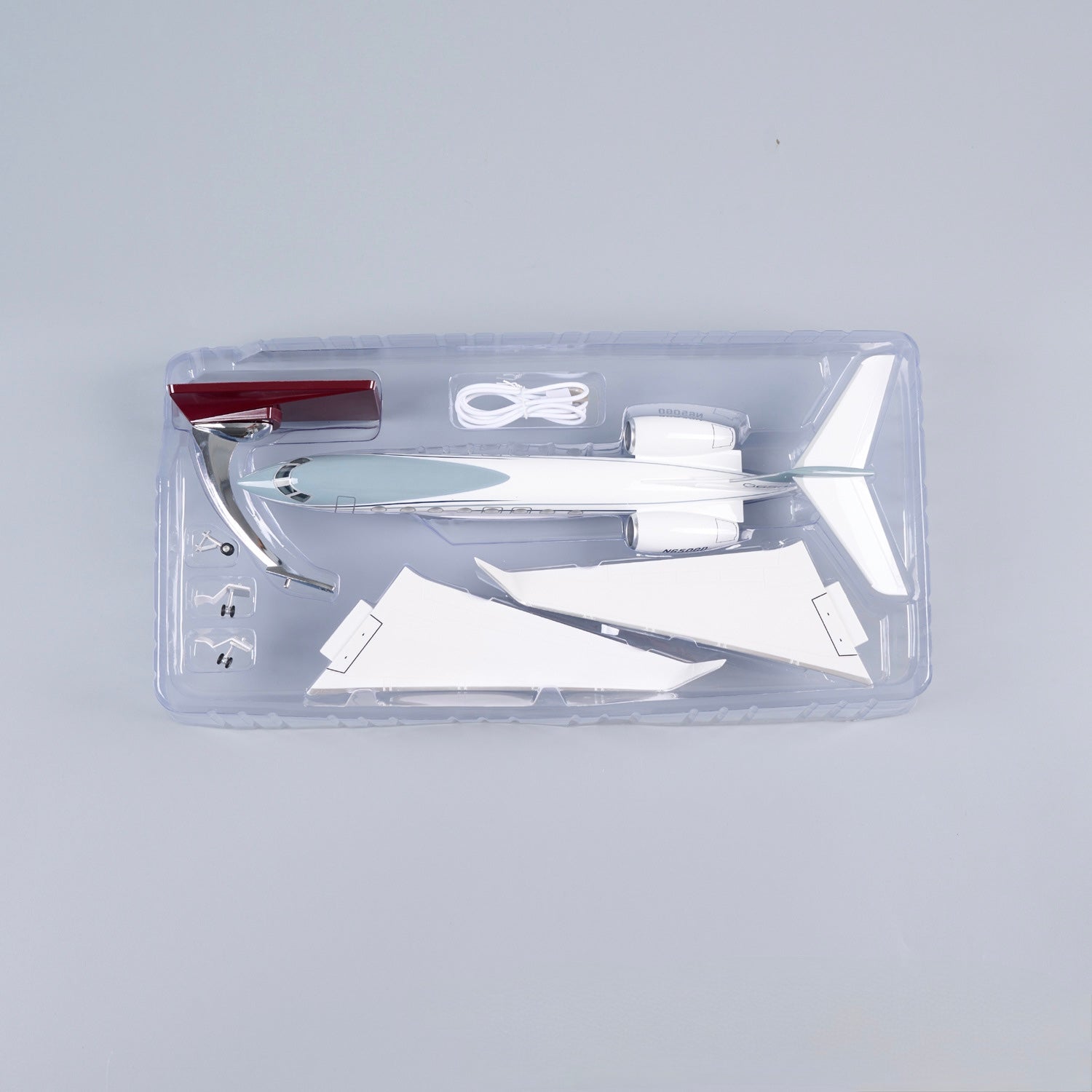 Gulfstream G650ER – Scale 1:50 –  17.7 in - 45 cm – Resin – Premium Display Stand