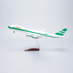 Cathay Cargo 80th Anniversary Boeing 747-8F 1:160 – 47 cm / 18.5 in – Limited Edition