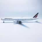 طائرة B777 تابعة لشركة الخطوط الجوية الفرنسية - مقياس 1/157 - 47 سم - 18.5 بوصة - نموذج طائرة