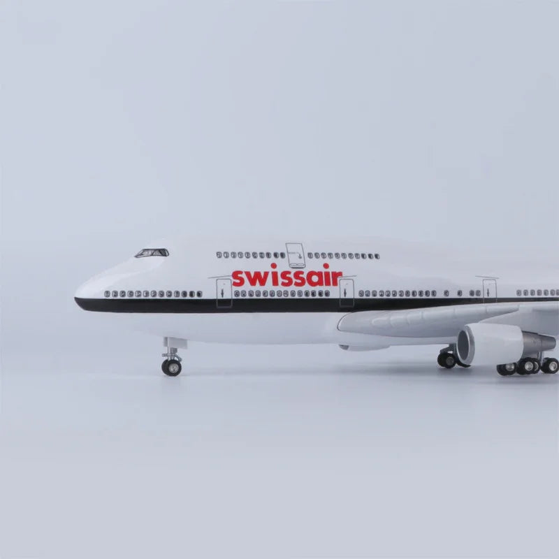 B747 Swiss - Scale 1/150 - 47cm - 18.5 in - Gallery 4