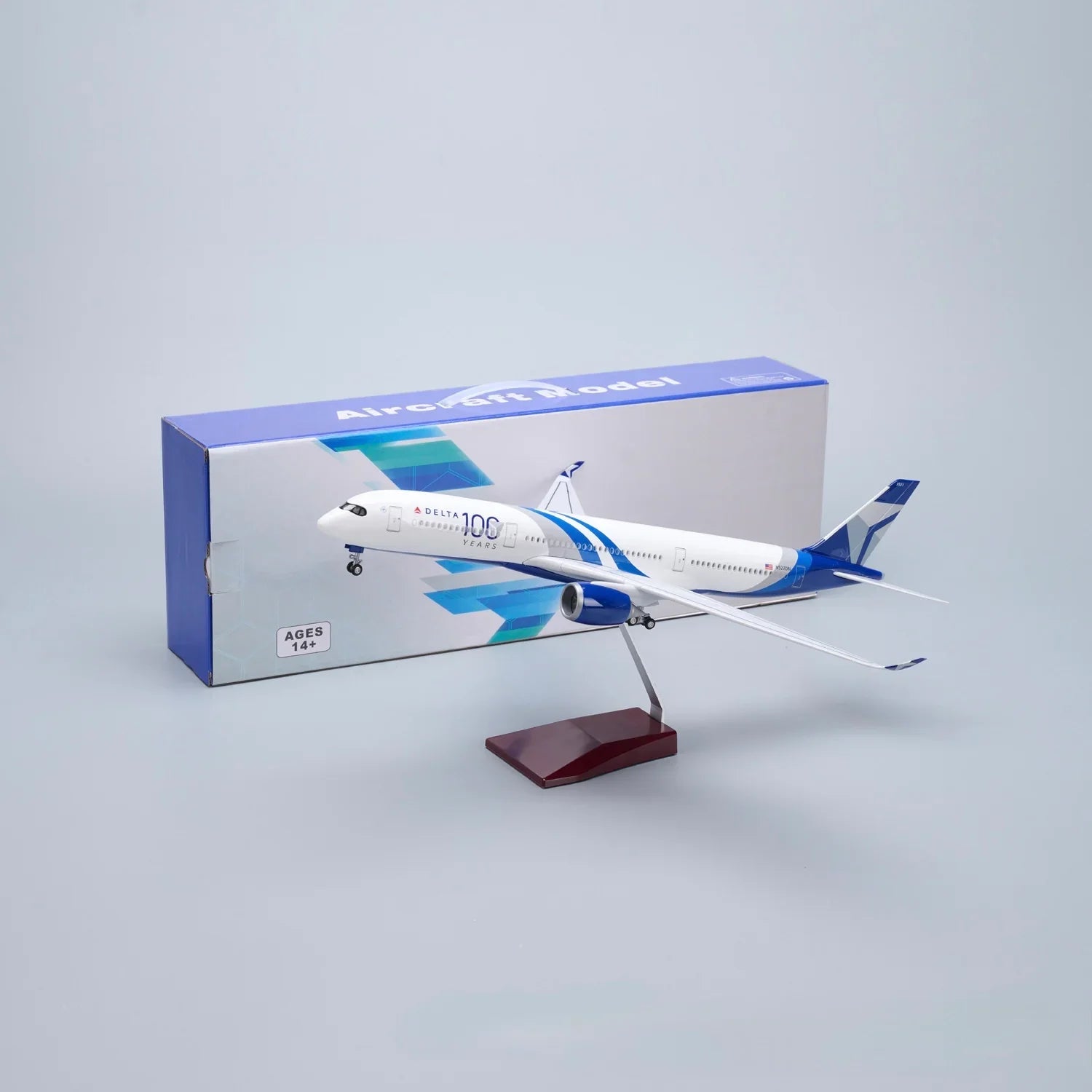 A350 Delta Airlines 1:142 – 47 cm / 18.5 in – 100 YEARS Commemorative - Gallery 15