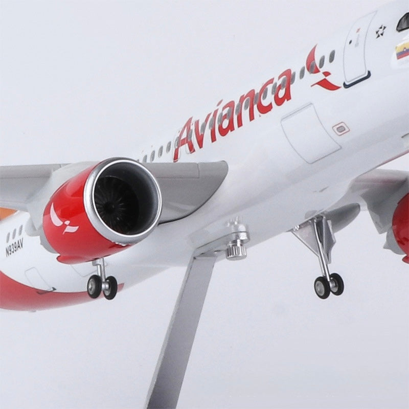 A320 Neo Avianca - Scale 1/80 - 47cm - 18,5 in - Airplane Model