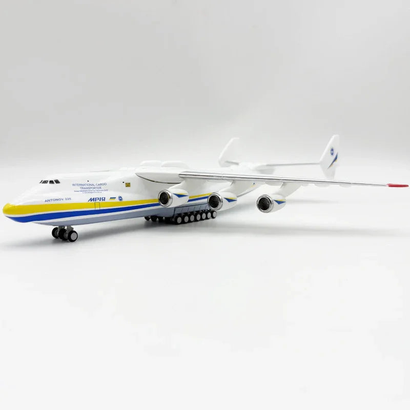 Antonov An-225 Mriya – Scale 1:280 – 30 cm (11.8 in) – Resin – Cargo Transport Model - Gallery 2