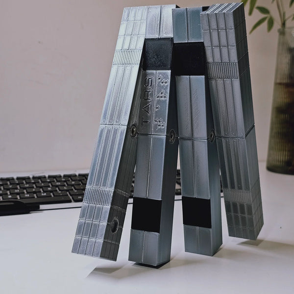 Interstellar - Tars & Case robots