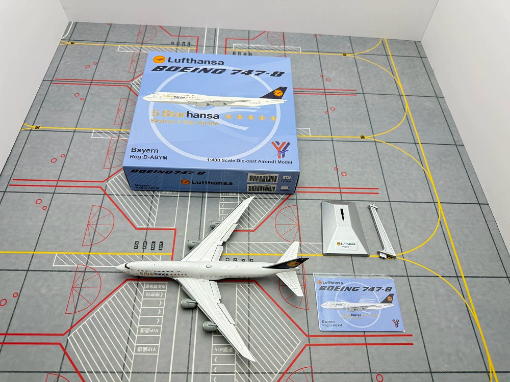 Lufthansa Boeing 747-8 D-ABYD / D-ABYI  Scale 1:400  YY Wings  19.1 cm