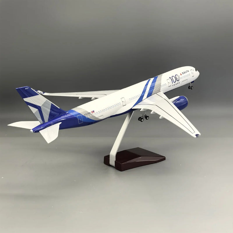 A350 Delta Airlines 1:142 – 47 cm / 18.5 in – 100 YEARS Commemorative - Image 14