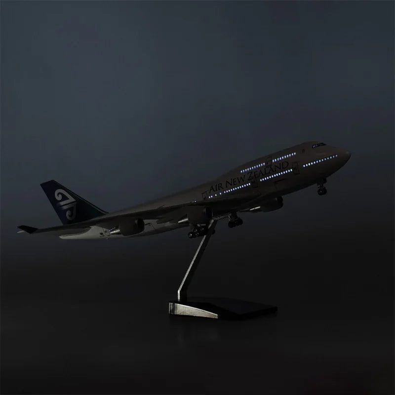 B747 Air New Zealand - Escala 1/150 - 47cm - 18,5in - Modelo de avión