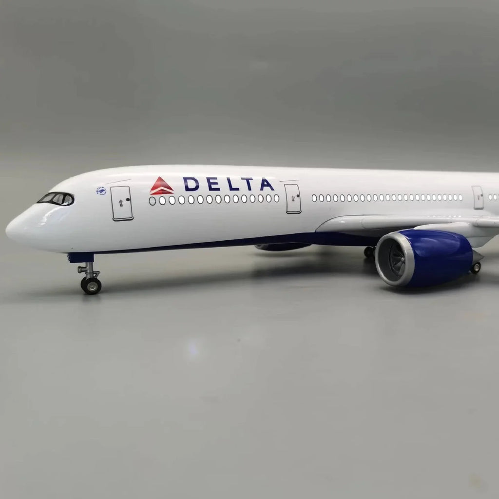 Airbus A350 Delta Airlines 1:142 – 47 cm / 18.5 in – LED Lights
