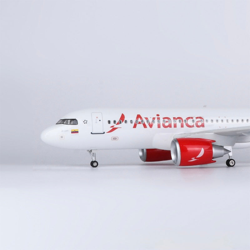 A320 Neo Avianca - Scale 1/80 - 47cm - 18,5 in - Airplane Model