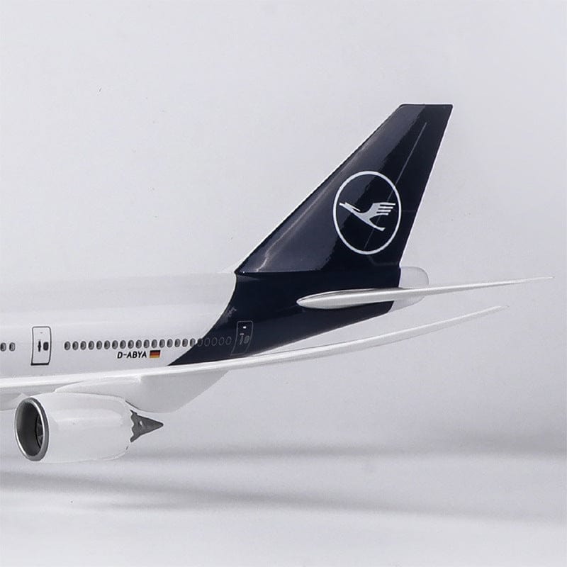 B747 Lufthansa - Scale 1/157 - 47cm - 18.5 in