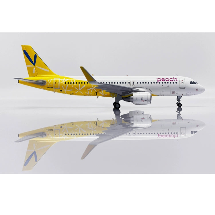 JC Wings 1:200 Airbus A320 Peach Air JA08VA EW2320014