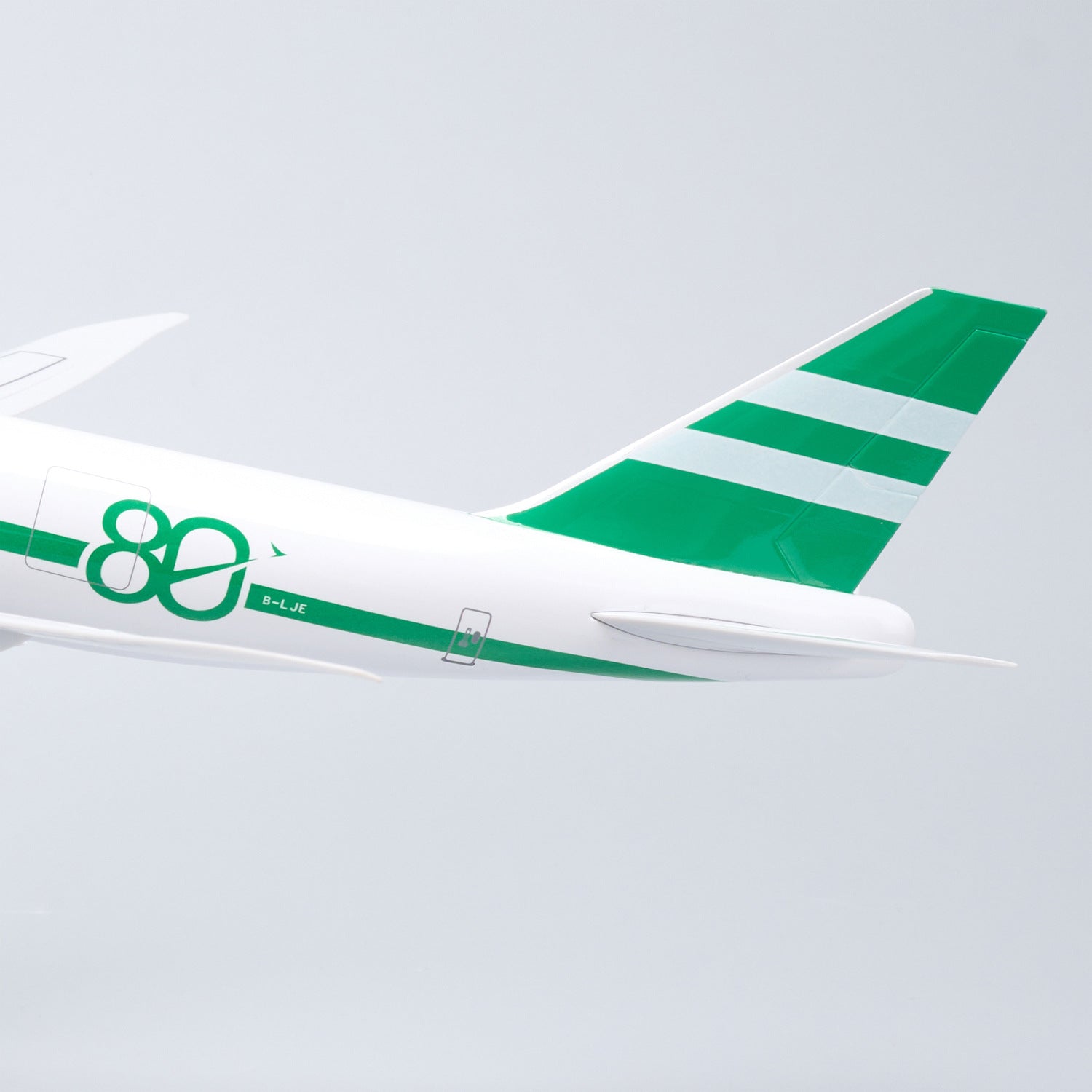 Cathay Cargo 80th Anniversary Boeing 747-8F 1:160 – 47 cm / 18.5 in – Limited Edition
