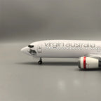 Boeing 737 Virgin Australia – Scale 1:80 (47 cm / 18.5 in)