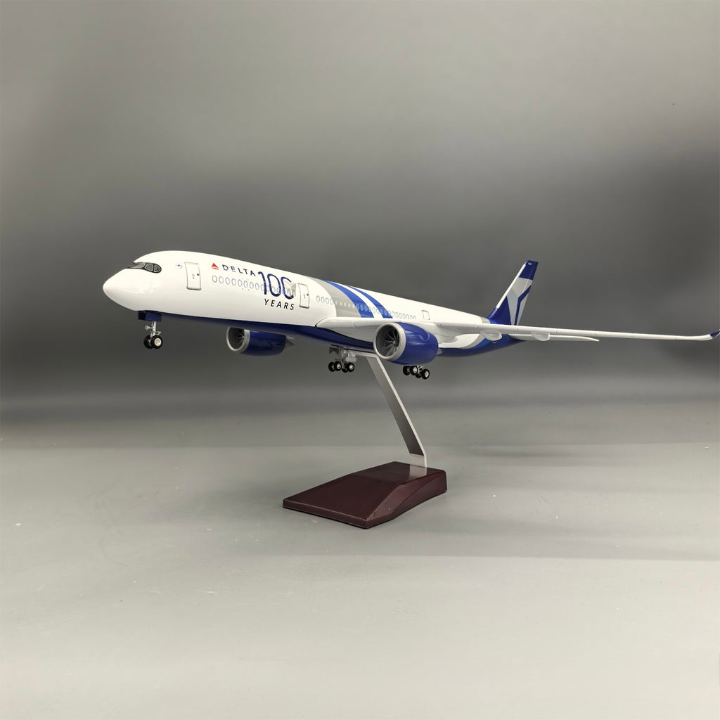 Delta Airlines 100 YEARS Commemorative Model A350 Delta Airlines - Scale 1/142 - 47CM - 18,5 in