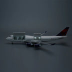 Boeing 747 Delta Classic Livery 1:150 – 47 cm / 18.5 in – Opening Interior