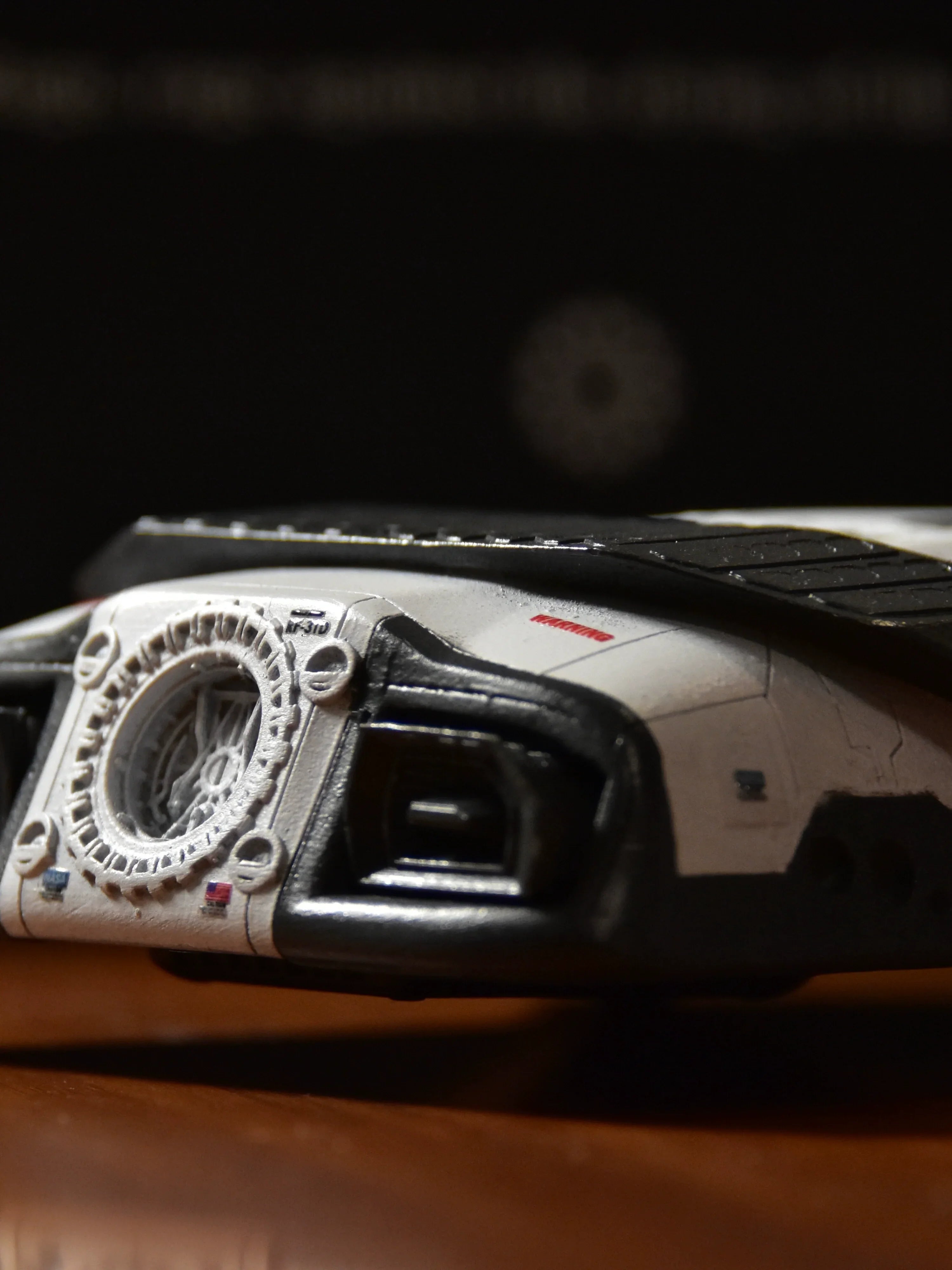 Interstellar Prowler Rover Ranger Spacecraft Static Finished Model 20cm x 12cm - Gallery 2